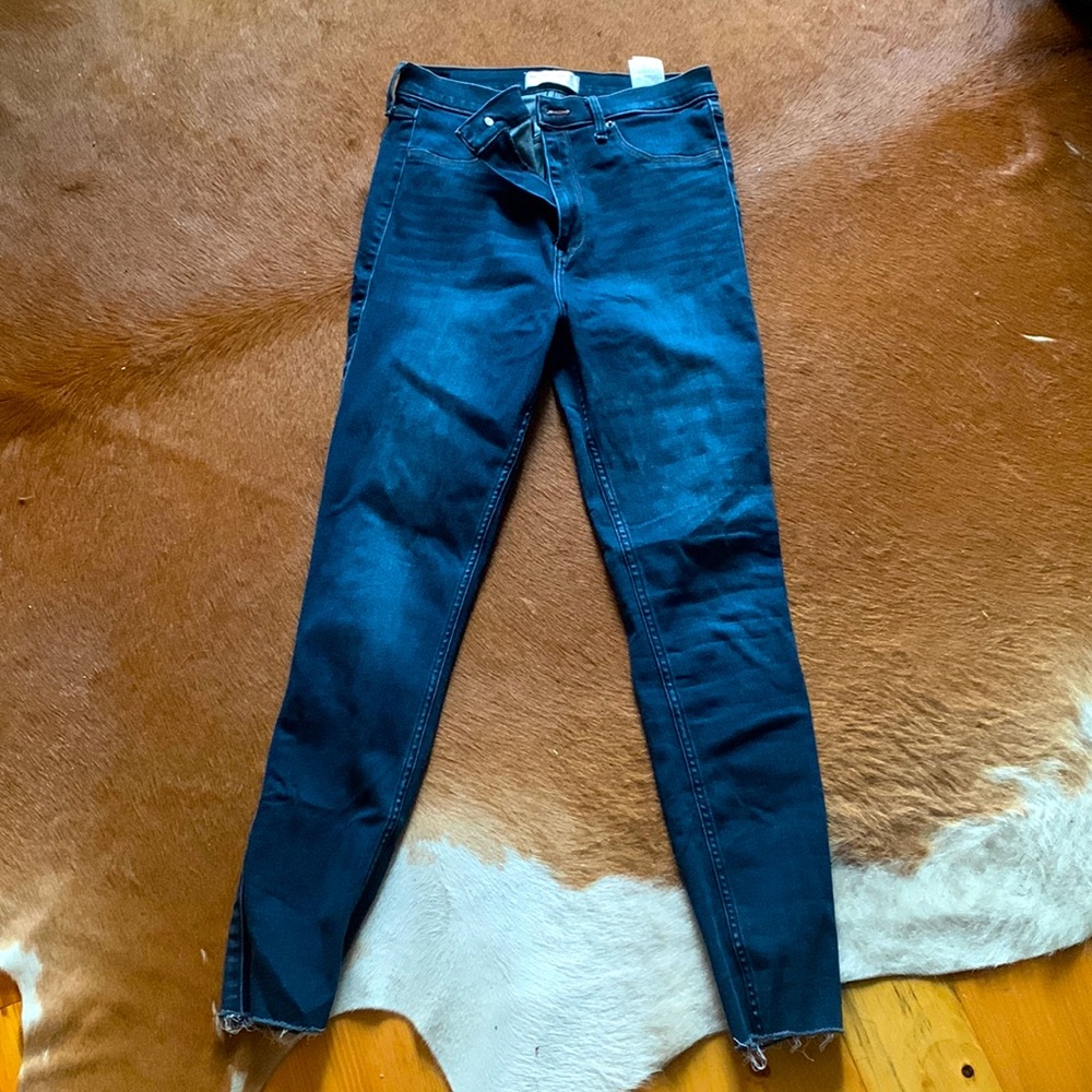 Skinny blue jeans size 30